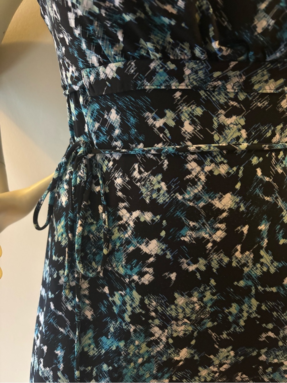 Axcess Liz Claiborne Abstract geometric Floral like Midi Dress, Sz XL. - Picture 3 of 14